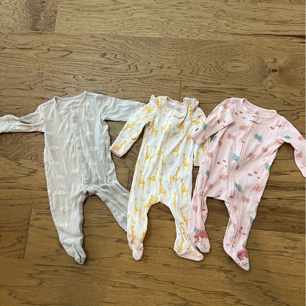 Baby Girl Onesies - Set of 3 - Great Condition - 3-6months